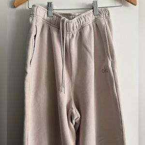 ALO Yoga Women Cream Drawstring Joggers
